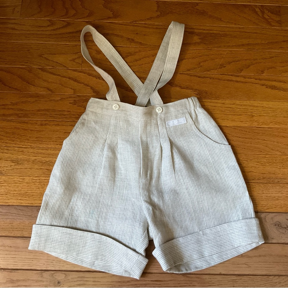 Paper white boys Suspender shorts size 2T